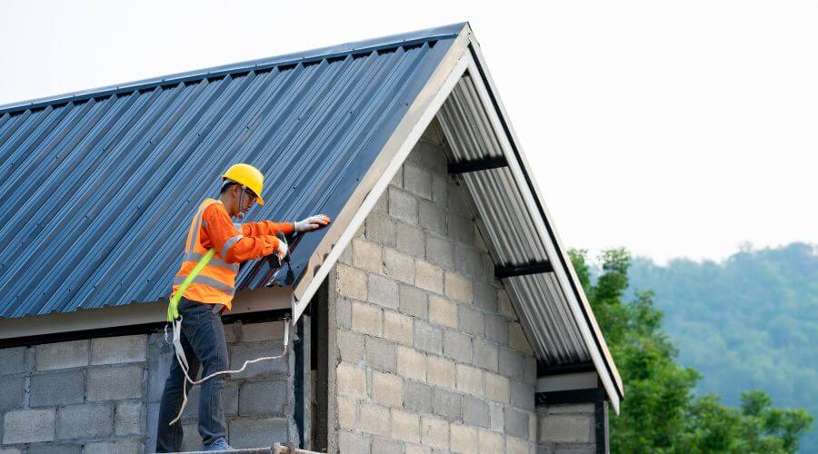 Professional residential roofers in Lismore, MN